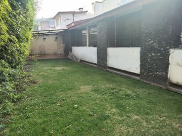 CASA / UN PISO / VENTA / LAS ARBOLEDAS