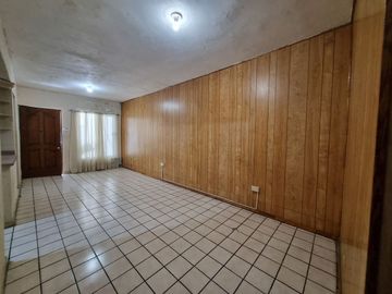CASA EN VENTA EN LAS VILLAS, GUADALUPE, N.L.