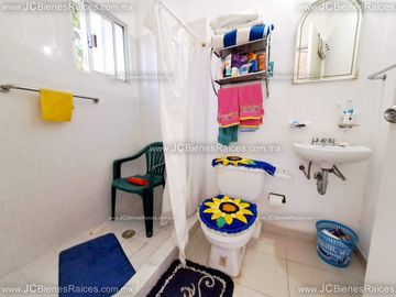 Gran oportunidad de adquirir casa en Fraccionamiento  Palma Real Casa en esquina por tan solo $840,000