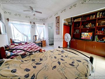 Gran oportunidad de adquirir casa en Fraccionamiento  Palma Real Casa en esquina por tan solo $840,000