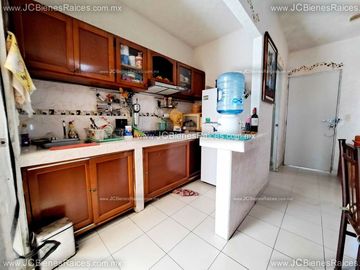 Gran oportunidad de adquirir casa en Fraccionamiento  Palma Real Casa en esquina por tan solo $840,000