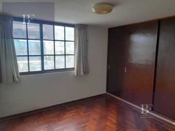 Vendo Duplex Para inversión en Monterrico Surco