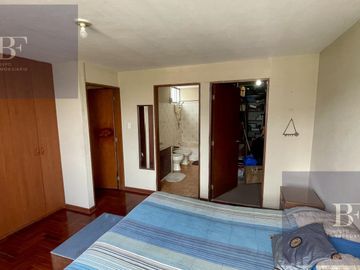 Vendo Duplex Para inversión en Monterrico Surco