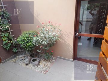 Vendo Duplex Para inversión en Monterrico Surco