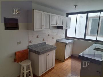 Vendo Duplex Para inversión en Monterrico Surco