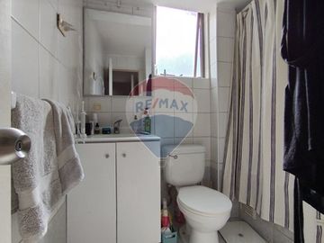 Vendo Bello depto 2d 2b cerca metro Sta Lucia