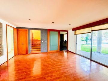 Casa en venta con jardín en calle Fuentes de Trevi CLUB DE GOLF LAS FUENTES