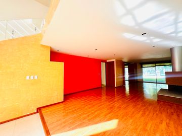 Casa en venta con jardín en calle Fuentes de Trevi CLUB DE GOLF LAS FUENTES