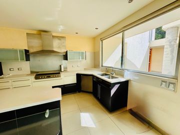 Casa en venta con jardín en calle Fuentes de Trevi CLUB DE GOLF LAS FUENTES