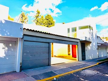 Casa en venta con jardín en calle Fuentes de Trevi CLUB DE GOLF LAS FUENTES