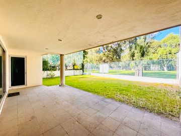 Casa en venta con jardín en calle Fuentes de Trevi CLUB DE GOLF LAS FUENTES