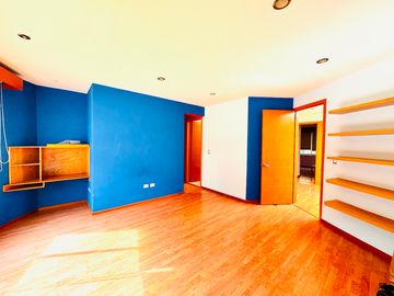 Casa en venta con jardín en calle Fuentes de Trevi CLUB DE GOLF LAS FUENTES