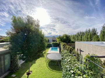 Casa Barrio Privado Rincón de Terrada- Chacras De Coria