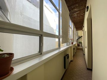 HERMOSO PH 6 AMBIENTES CON TERRAZA Y QUINCHO