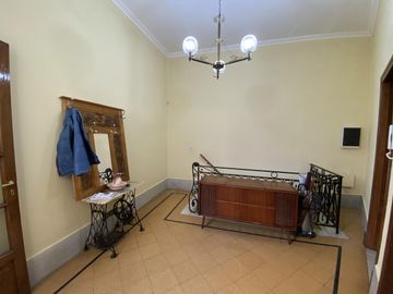 HERMOSO PH 6 AMBIENTES CON TERRAZA Y QUINCHO