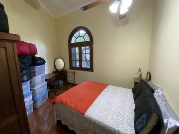 HERMOSO PH 6 AMBIENTES CON TERRAZA Y QUINCHO