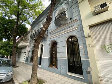 HERMOSO PH 6 AMBIENTES CON TERRAZA Y QUINCHO