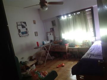 Casa en venta - 2 dormitorios 2 baños - local - patio - 300mts2- Tortuguitas