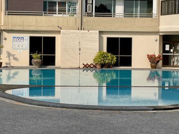 Two-units give a spacious 64 sqm 1 bedroom condo