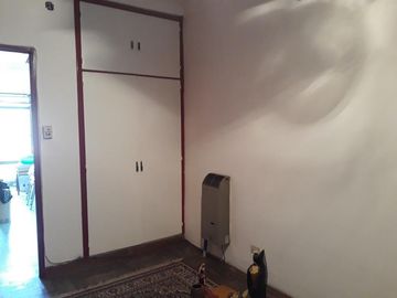 Casa en venta - 3 dormitorios 2 baños - pileta patio - 467mts2 - Ituzaingó