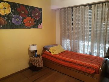 Casa en venta - 3 dormitorios 2 baños - pileta patio - 467mts2 - Ituzaingó