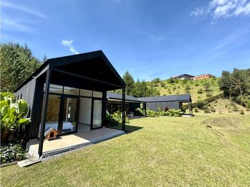 Vendo espectacular Casa Campestre en El Retiro Antioquia