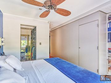 Casa venta - 2 dormitorios 3 baños - Cochera - Pileta - 230mts2 - City Bell, La Plata