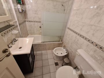 Tandil al 4800 triplex 4 ambs, patio, parrilla y cochera