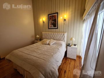 Tandil al 4800 triplex 4 ambs, patio, parrilla y cochera