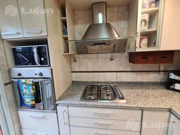 Tandil al 4800 triplex 4 ambs, patio, parrilla y cochera