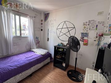 Venta duplex de 3 ambientes con espacio guardacoches y patio en Wilde