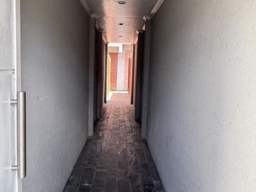 Venta duplex de 3 ambientes con espacio guardacoches y patio en Wilde