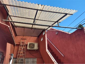 VENTA Casa tipo PH al frente- Valentín Alsina