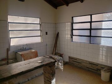 Casa - Claypole