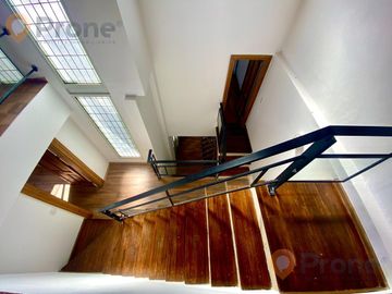 Casa de 3 dormitorios. Quincho. Terraza exclusiva. Barrio Abasto