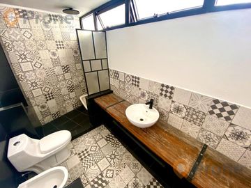 Casa de 3 dormitorios. Quincho. Terraza exclusiva. Barrio Abasto