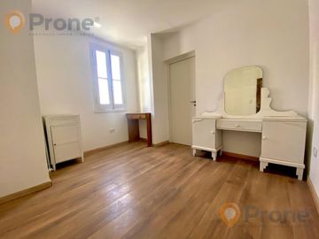 Casa de 3 dormitorios. Quincho. Terraza exclusiva. Barrio Abasto