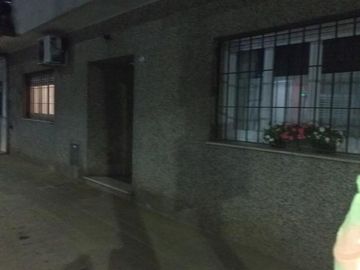 Departamento en venta - 2 dormitorios 1 baño - 70mts2 - San Isidro