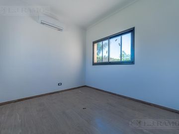 Casa en venta - El Canton -Norte- PG