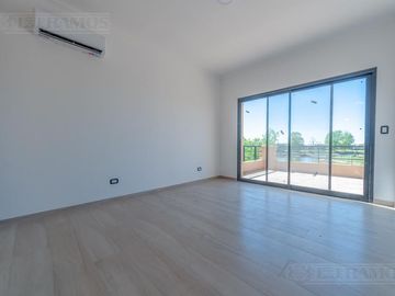 Casa en venta - El Canton -Norte- PG