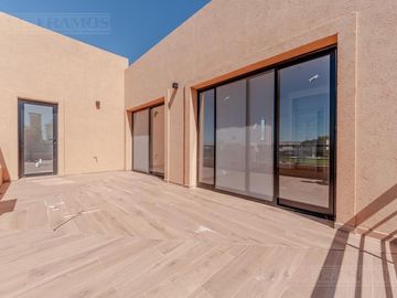 Casa en venta - El Canton -Norte- PG