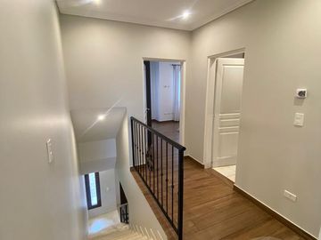 Casa en venta - Barrio Saint Thomas Este, Canning