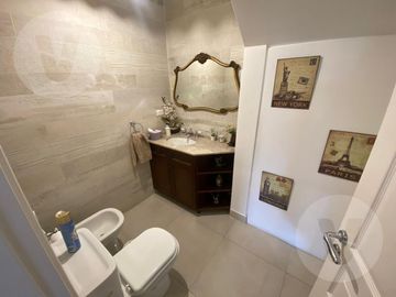 Casa en venta - Barrio Saint Thomas Este, Canning