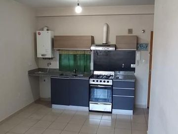 Departamento a 4 cuadras de la plaza de Monte grande!