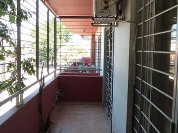 Departamento a 4 cuadras de la plaza de Monte grande!