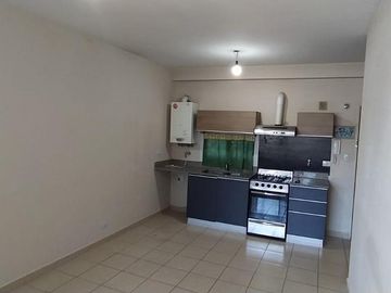 Departamento a 4 cuadras de la plaza de Monte grande!