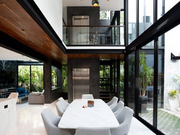 Tulum modern villa with elevator in La Privada
