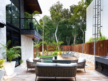 Tulum modern villa with elevator in La Privada