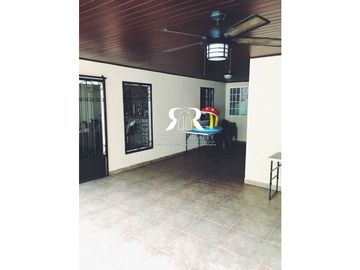 BRISAS DEL GOLF - CASA EN VENTA - OFERTA
