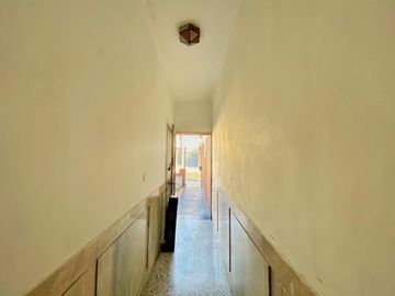 VENTA CASA 4 AMB 200 M2 VALENTIN ALSINA